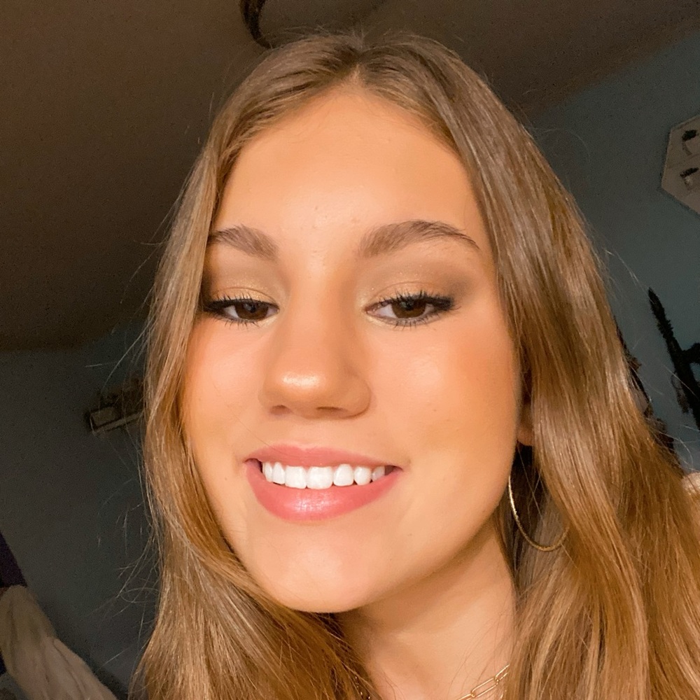 Meet your Posher, Haley